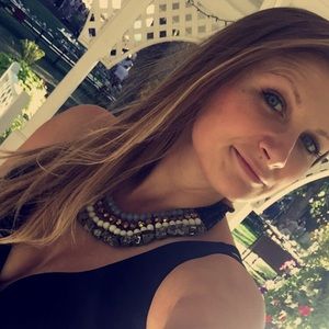 Meet your Posher, Krystal